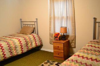 Lazy T Ranch Guest House Манхэттен Экстерьер фото
